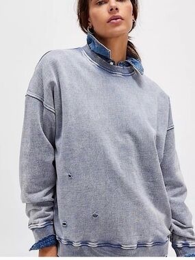 falling forward Free People distressed blue/gray sweatshirt XS